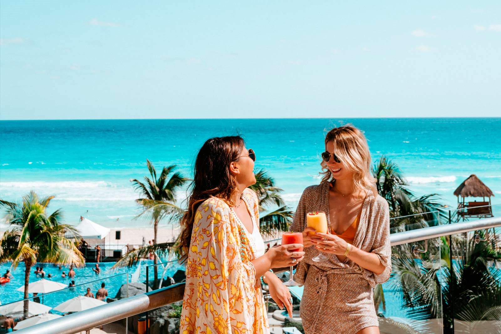 CELEBRA EN EL PARAÍSO